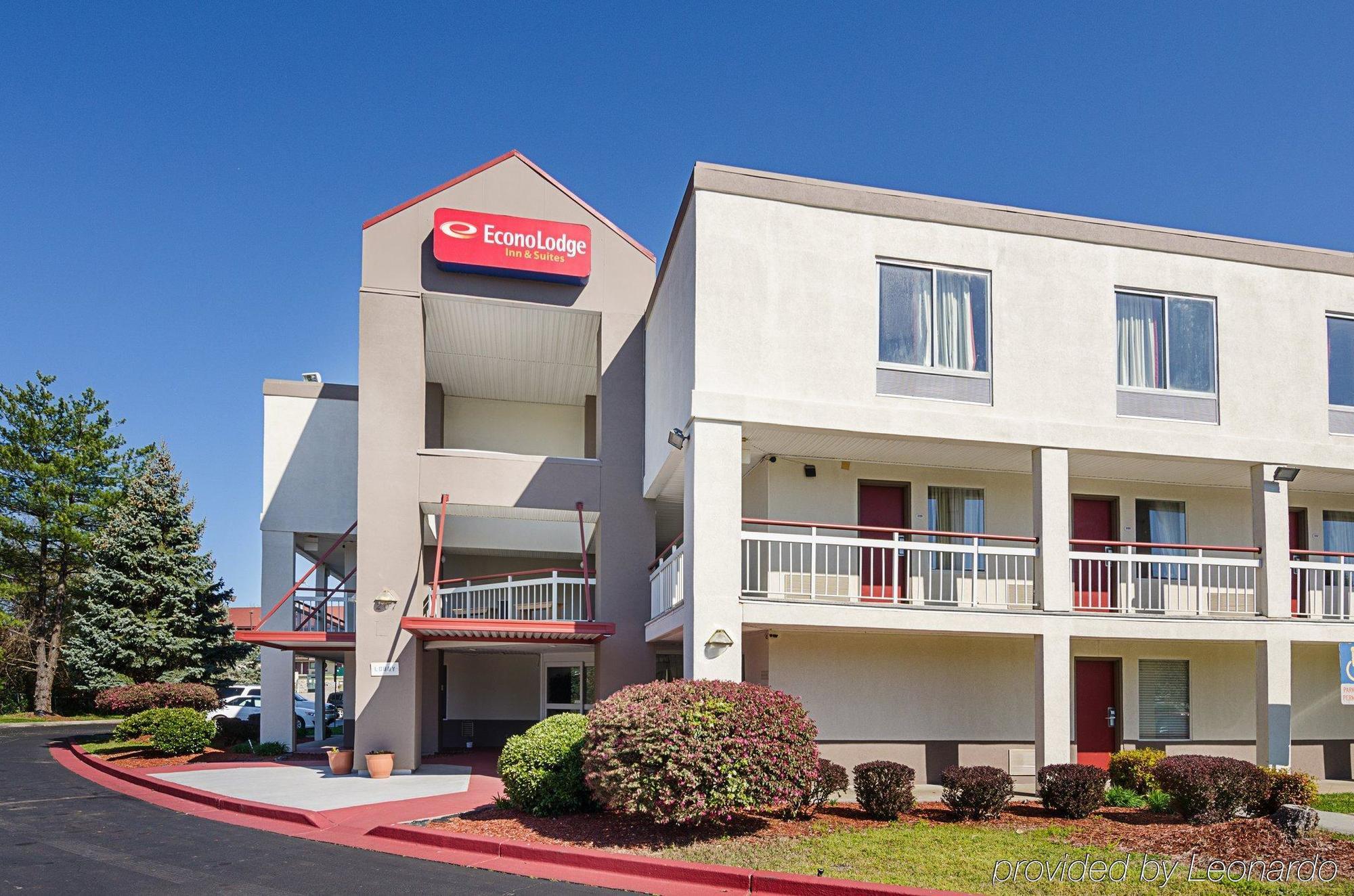 Econo Lodge Inn & Suites Johnson City Extérieur photo