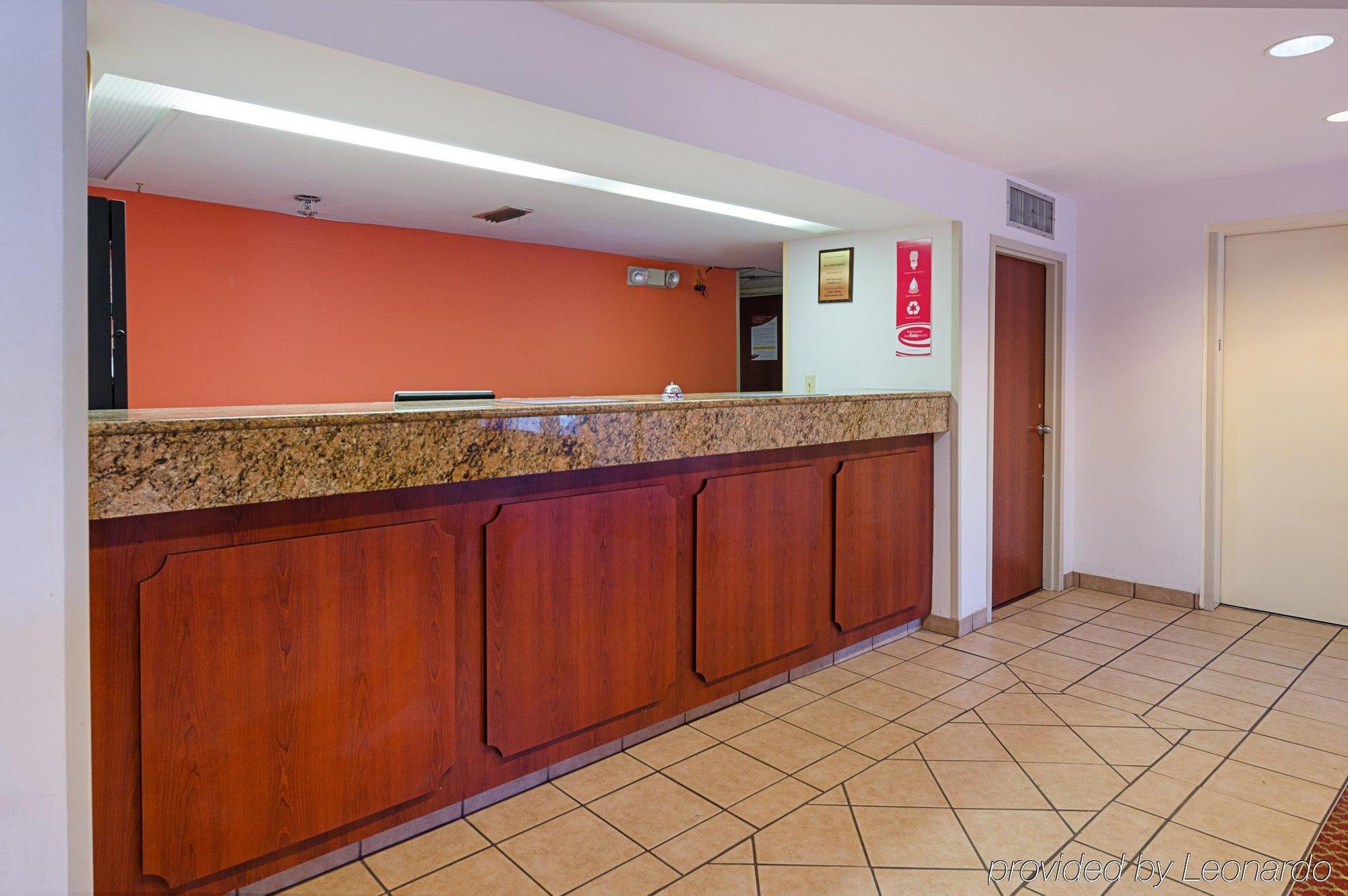 Econo Lodge Inn & Suites Johnson City Extérieur photo
