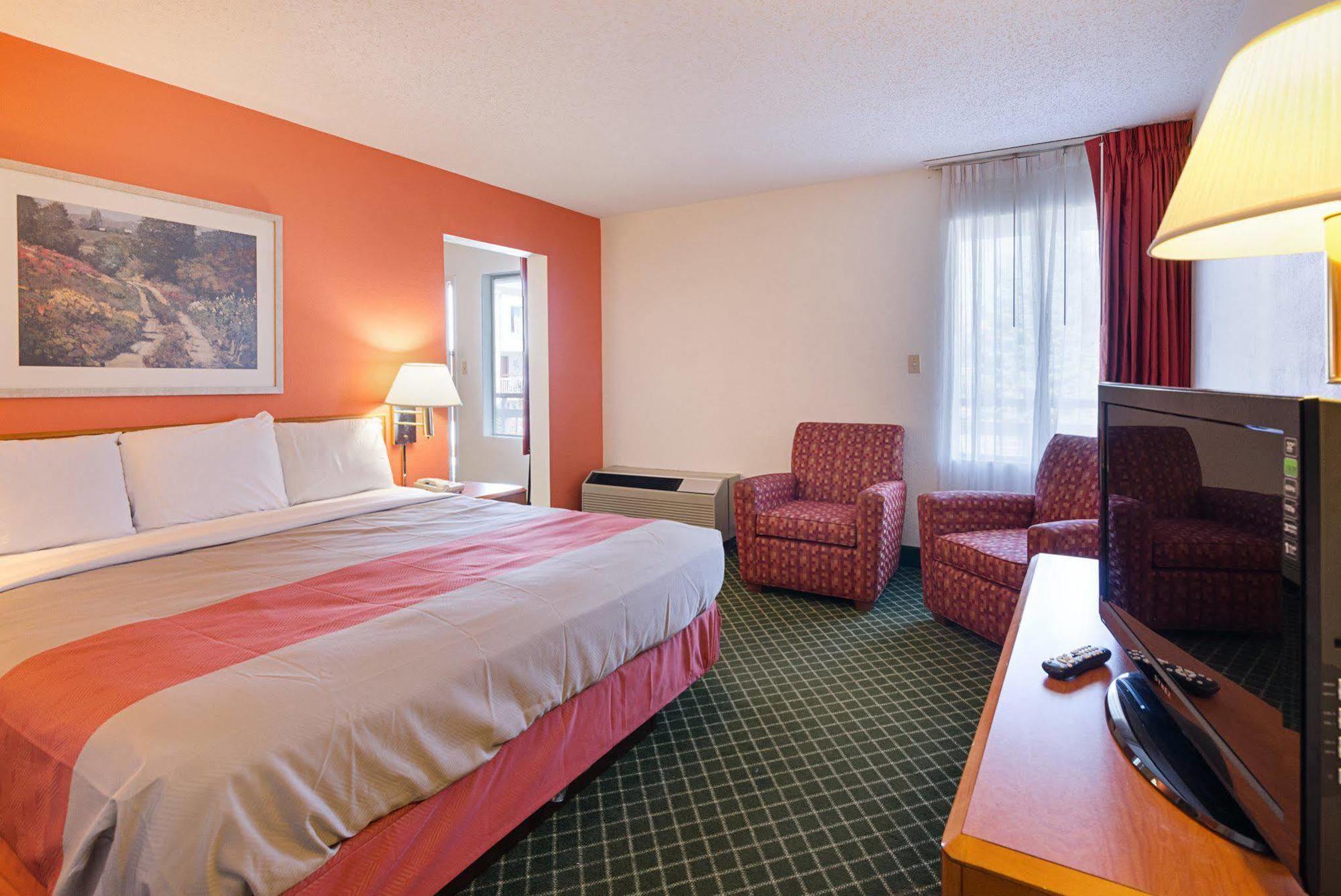 Econo Lodge Inn & Suites Johnson City Extérieur photo