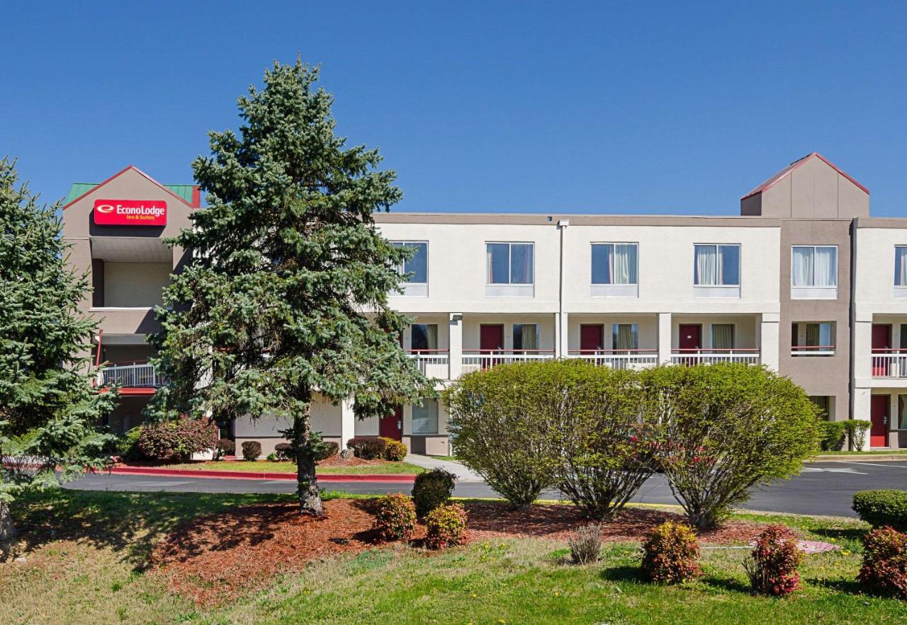 Econo Lodge Inn & Suites Johnson City Extérieur photo
